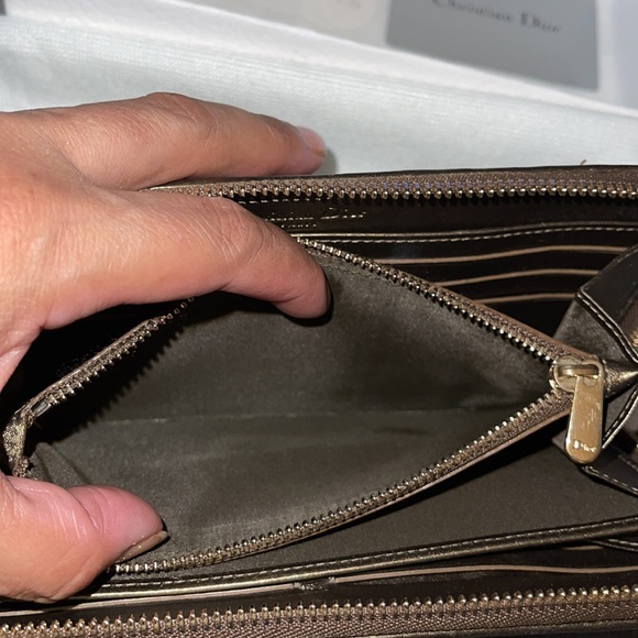 Christian Dior quilted zipper wallet 100% Authentic dark brown color great cons - Picture 8 of 13